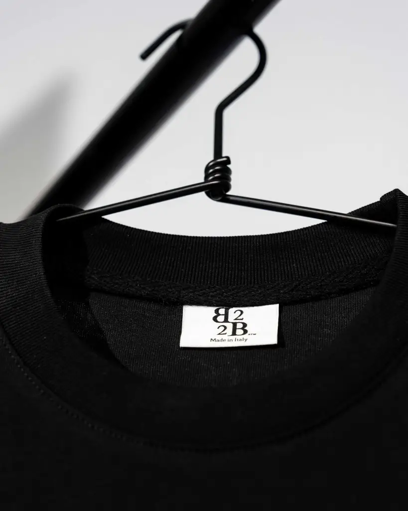 T-Shirt Black Shadow ⚪️ — Anteprima 2